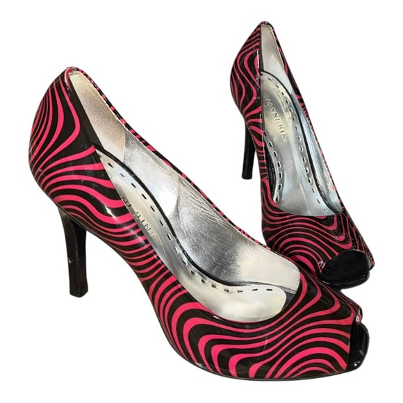 Giani Bernini Shoes - Y2K Gianni Bini Pink/Black Zebra Print Peep Toe
Heels 6